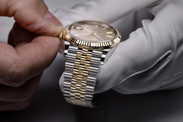 Rolex Day-Date in White gold - Kee Hing Hung