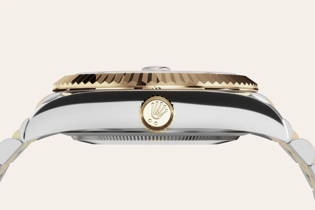 Rolex Sky-Dweller in Yellow Rolesor, M336933-0004 - Kee Hing Hung