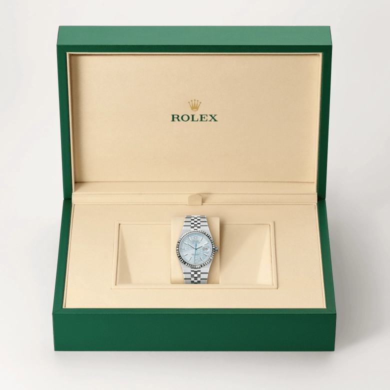 rolex land-dweller in platinum, m127236-0001- kee hing hung
