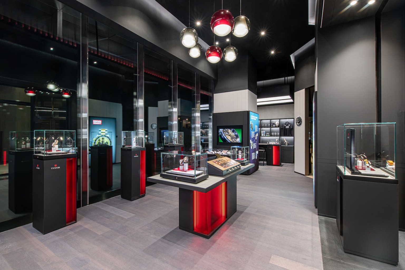 Kee Hing Hung Opens New Tudor Boutique