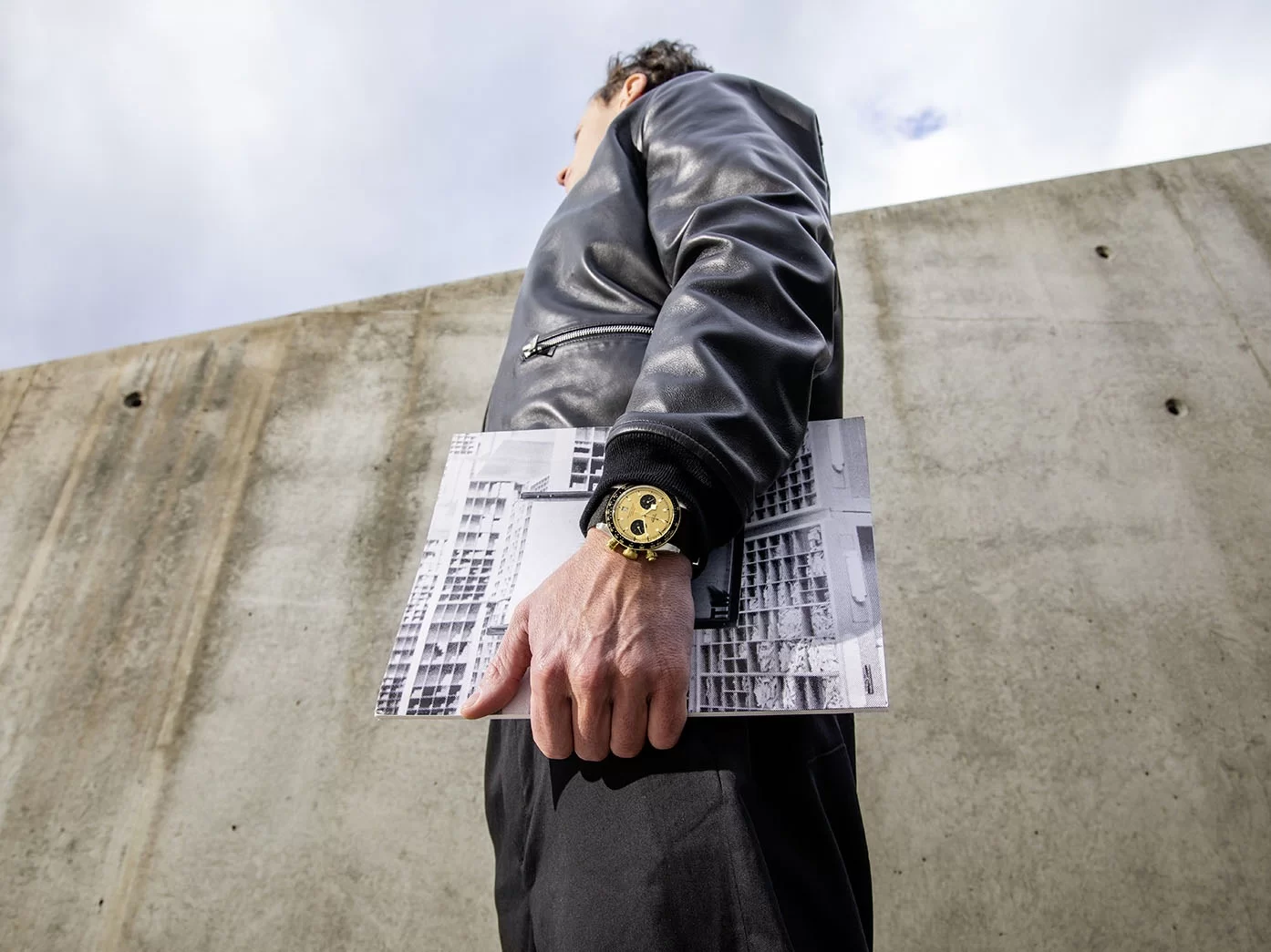 Tudor-Black-Bay-Chrono-SG_Lifestyle-1