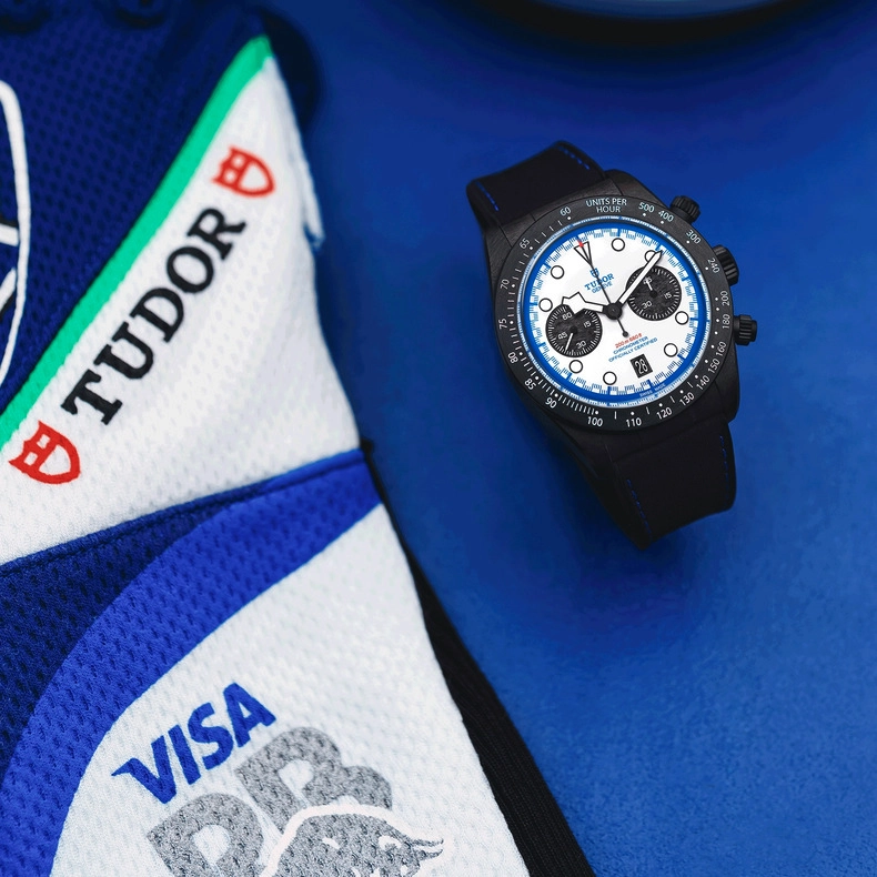 Black Bay Chrono | 79377KN | Carbon Composite | M79377KN-0001 | Tudor Official Retailer - Kee Hing Hung