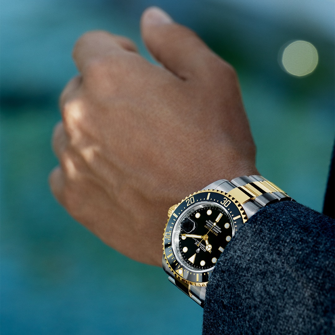 Rolex Oyster Perpetual Sea Dweller in yellow Rolesor