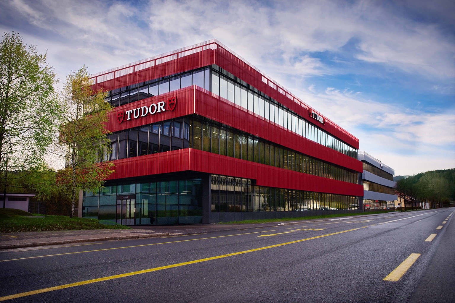 By combining new-age technology with age-old horological craftsmanship at the new Manufacture, TUDOR will be able to deliver top-notch creations consistently to clients.